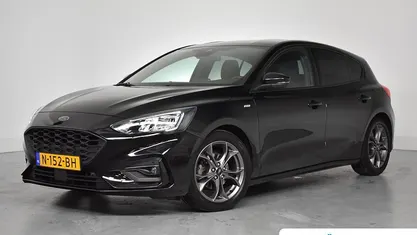 Gebruikt 2021 Ford Focus Business Edition Hatchback | € 16.895 (Eerlijke prijs)