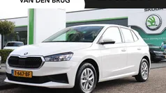 Wit Gebruikt 2023 Skoda Fabia Ambition Hatchback | € 17.695 (Eerlijke prijs)