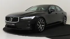 Gebruikt 2019 Volvo S60 R-Design Sedan | € 26.890 (Eerlijke prijs)