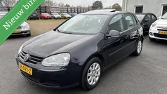 Zwart Gebruikt 2004 VW Golf IV Trendline Hatchback | € 2.250 (Eerlijke prijs)
