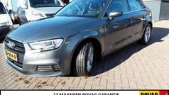 Grijs Gebruikt 2017 Audi A3 Sportback Basis Hatchback | € 16.350 (Eerlijke prijs)