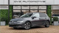 Grijs Gebruikt 2023 VW Golf VIII Move Hatchback | € 24.950 (Goede deal)