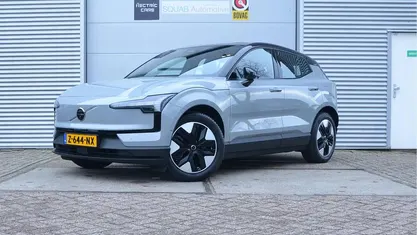 Grijs Occasion 2024 Volvo EX30 Performance SUV | € 34.999 (Goede deal)