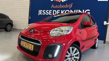 Rood Occasion 2012 Citroën C1 First Hatchback | € 4.450 (Eerlijke prijs)