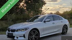 Wit Gebruikt 2019 BMW 320 Comfort Edition Sedan | € 27.500 (Eerlijke prijs)