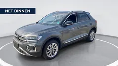 Gebruikt 2024 VW T-Roc Style SUV | € 33.440 (Eerlijke prijs)