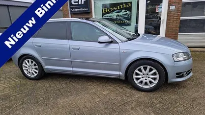 Occasion Audi A3 Sportback Basis 125 PK (91 kW) 2011 Grijs (metallic) Hatchback
