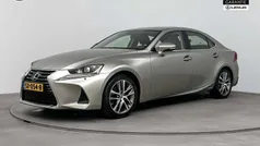Gebruikt 2018 Lexus IS300h Business Edition Sedan | € 25.950 (Eerlijke prijs)