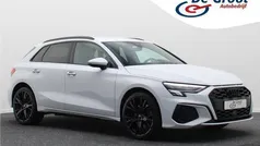 Wit Gebruikt 2022 Audi A3 Sportback Competition Hatchback | € 29.950 (Super prijs)