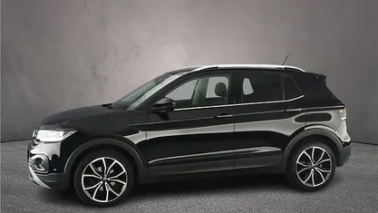Zwart Gebruikt 2021 VW T-Cross Style SUV | € 23.900 (Eerlijke prijs)