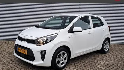 Wit Occasion 2022 Kia Picanto Comfort Hatchback | € 12.495 (Goede deal)
