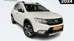 Gebruikt 2020 Dacia Sandero Stepway Hatchback | € 11.445 (Eerlijke prijs)