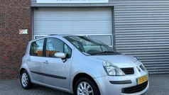 Grijs Gebruikt 2007 Renault Modus Dynamique MPV | € 2.944 (Eerlijke prijs)