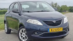 Blauw Gebruikt 2016 Lancia Ypsilon Hatchback | € 3.950 (Goede deal)