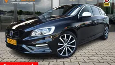 Zwart Gebruikt 2015 Volvo V60 R-Design Stationwagen | € 15.900 (Eerlijke prijs)