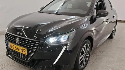 Gebruikt 2021 Peugeot 208 Allure Hatchback | € 17.950 (Eerlijke prijs)
