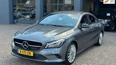 Grijs Gebruikt 2017 Mercedes CLA200 Ambition Sedan | € 21.999 (Eerlijke prijs)
