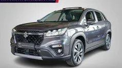 Grijs, metallic lak Gebruikt 2023 Suzuki SX4 S-Cross SUV | € 25.995 (Goede deal)