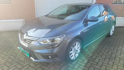 Occasion Renault Mégane IV Zen 132 PK (97 kW) 2016 Hatchback