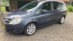 Grijs Gebruikt 2009 Opel Zafira MPV | € 2.450 (Eerlijke prijs)