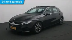 Donker kosmoszwart metaalkleur metallic Gebruikt 2021 Mercedes A180 Business Hatchback | € 24.945 (Eerlijke prijs)