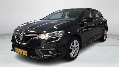 Occasion 2018 Renault Mégane IV Zen Hatchback | € 11.840 (Eerlijke prijs)