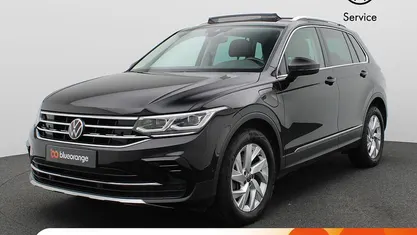 Zwart Gebruikt 2022 VW Tiguan Elegance SUV | € 35.450 (Eerlijke prijs)