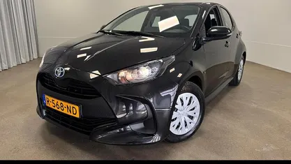 Occasion Toyota Yaris Hybrid Active 116 PK (85 kW) 2022 Zwart Hatchback