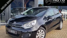 Zwart Gebruikt 2012 Kia Rio 2 Hatchback | € 3.995 (Eerlijke prijs)