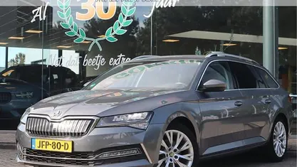 Occasion Skoda Superb Business Line 157 PK (115 kW) 2022 Grijs Stationwagen