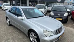 Gebruikt 2004 Mercedes C180 Avantgarde Sedan | € 3.999 (Eerlijke prijs)