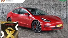Rood Gebruikt 2019 Tesla Model 3 Performance Sedan | € 22.650 (Eerlijke prijs)