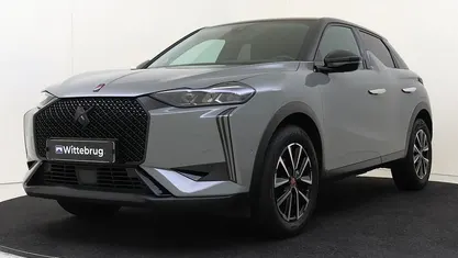Grijs Gebruikt 2024 DS Automobiles DS3 Performance SUV | € 22.925 (Eerlijke prijs)