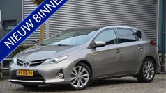 Beige Gebruikt 2013 Toyota Auris Hatchback | € 11.950 (Eerlijke prijs)