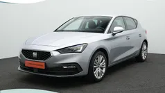 Grijs Gebruikt 2024 Seat Leon FR Hatchback | € 24.800 (Eerlijke prijs)