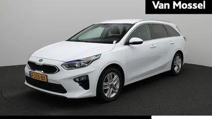 Gebruikt 2021 Kia Ceed Hatchback | € 17.900 (Eerlijke prijs)