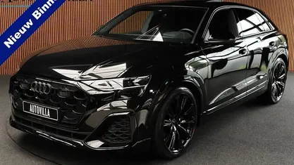 Gebruikt 2025 Audi Q8 Competition SUV | € 102.950 (Goede deal)