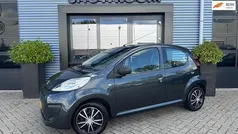Grijs Gebruikt 2013 Peugeot 107 Access Hatchback | € 3.950 (Eerlijke prijs)