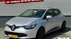 Grijs, metallic lak Gebruikt 2013 Renault Clio IV Authentique Hatchback | € 4.999 (Eerlijke prijs)
