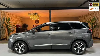 Occasion 2018 Peugeot 5008 GT-line SUV | € 20.990 (Eerlijke prijs)