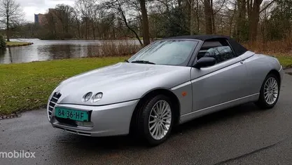 Zilver Gebruikt 2003 Alfa Romeo Spider Cabriolet | € 8.255 (Eerlijke prijs)