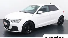Wit Gebruikt 2023 Audi A1 Sportback Proline Hatchback | € 22.840 (Eerlijke prijs)