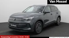 Grijs Gebruikt 2024 VW Tiguan Edition SUV | € 40.900 (Eerlijke prijs)
