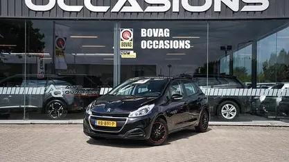 Zwart Occasion 2017 Peugeot 208 Active Hatchback | € 6.950 (Eerlijke prijs)