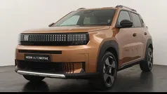 Bruin Nieuw 2025 Fiat Grande Panda La Prima Hatchback | € 24.995 (Super prijs)