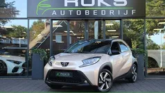 Beige Gebruikt 2024 Toyota Aygo Pulse Hatchback | € 18.950 (Eerlijke prijs)