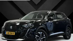 Zwart Gebruikt 2022 Peugeot e-2008 Allure SUV | € 23.395 (Eerlijke prijs)