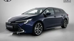 Blauw Gebruikt 2024 Toyota Corolla Hybrid Business Edition Stationwagen | € 32.950 (Eerlijke prijs)