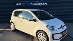 Wit Gebruikt 2018 VW up! Move Hatchback | € 7.450 (Eerlijke prijs)