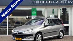 Grijs Gebruikt 2003 Peugeot 206 Stationwagen | € 1.995 (Eerlijke prijs)